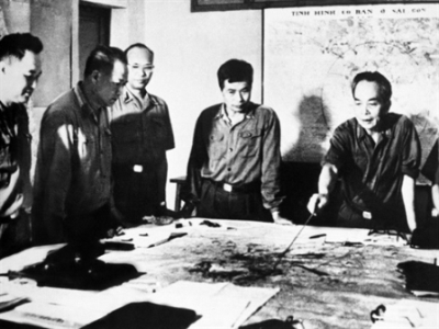 Un débat sur le général Vo Nguyên Giap à Paris